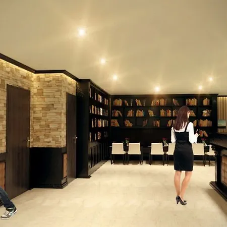 皇家公园酒店 公寓 班斯科